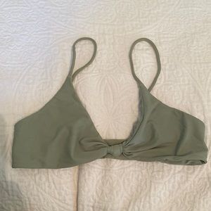 LAST CHANCE** Mikoh kaloko tie top